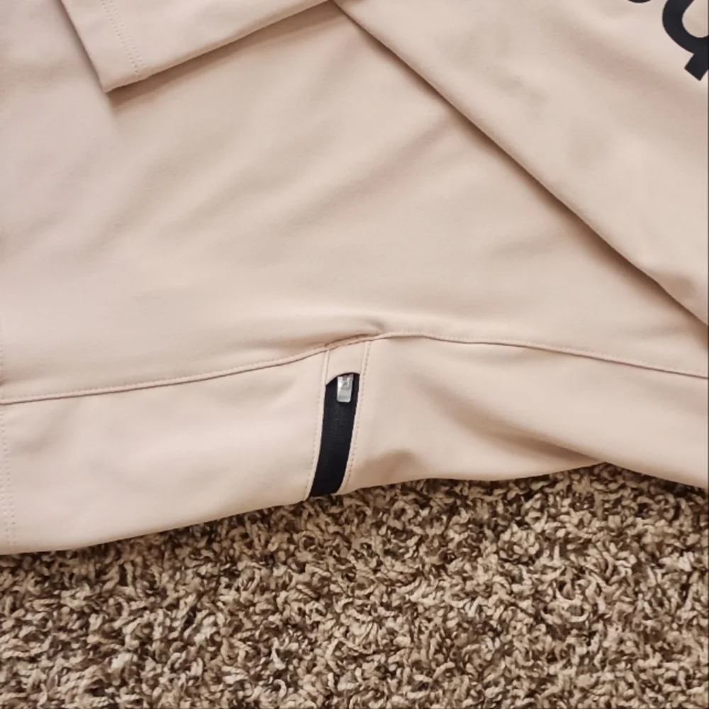 Reebok Half Zip Top L Blush/ Black EUC - Picture 10 of 12